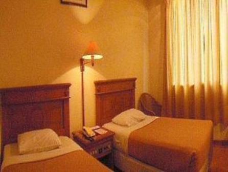 Amans Hotel Ambon Room photo